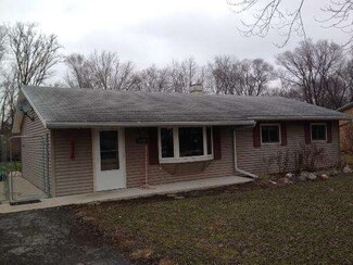 8740 W 168th St, Orland Park, IL 60462