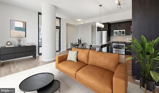 8300 Wisconsin Ave Unit 1B-1-611, Bethesda, MD 20814