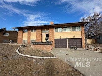 1265 Moore Way, Ontario, OR 97914