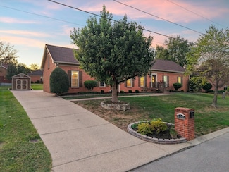 102 Hickory Trail, Hendersonville, TN 37075