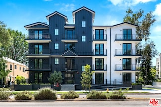10352 Riverside Dr Unit 102, Los Angeles, CA 91602