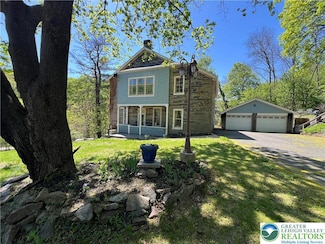 1321 Main St, Bath, PA 18014