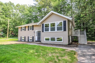 21 Ridgefield Dr, Milford, NH 03055