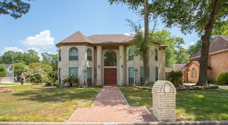 6803 Walton Heath Dr, Houston, TX 77069