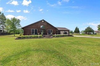 416 Dacus Dr, Sikeston, MO 63801