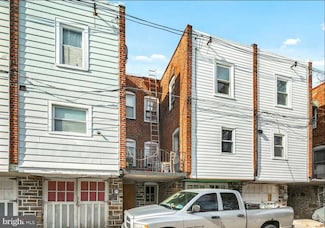 587 Larchwood Ave, Upper Darby, PA 19082