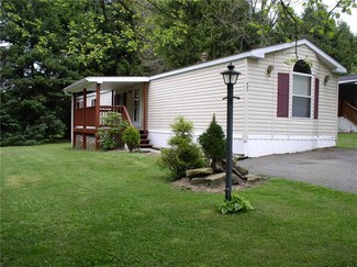407 Silver Ln, Butler, PA 16001