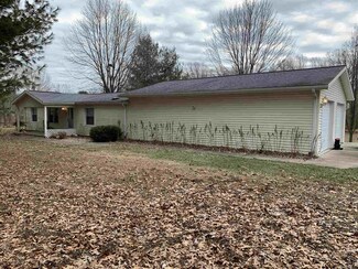 88 Trogdon Ln, Bedford, IN 47421