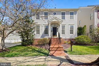 107 Dunloggin Dr, Rockville, MD 20850
