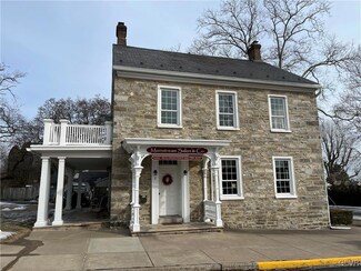 2 N Main St, Nazareth, PA 18064