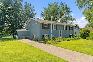 8130 Homestead Ave S, Cottage Grove, MN 55016