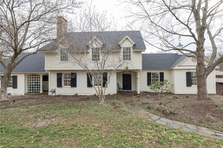 830 N Park Ave, Fayetteville, AR 72701