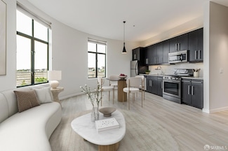 3801 San Pablo Ave Unit 312, Emeryville, CA 94608