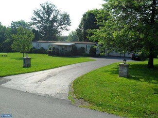 430 Walnut Rd, Honey Brook, PA 19344