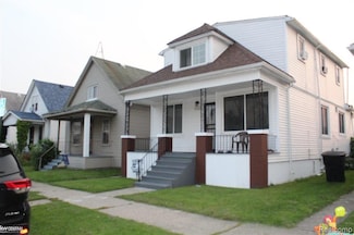 12647 Gallagher St, HamtraMcK, MI 48212