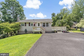 289 Atwood Dr, Gerrardstown, WV 25420