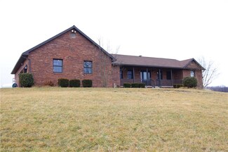 985 Coryhill Rd, Waterford, OH 45786
