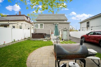 53 Astor St, Lynn, MA 01905
