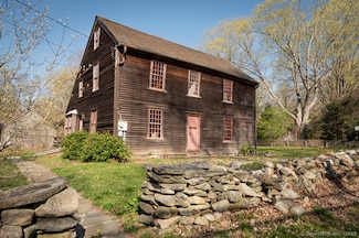 131 Cow Hill Rd, Clinton, CT 06413