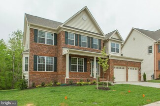2907 Winterbourne Dr, Springdale, MD 20774
