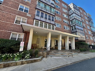 1 Washington Square Unit 5B, Larchmont, NY 10538