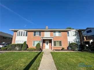 2648 Richards Rd Unit 6, Ottawa Hills, OH 43606