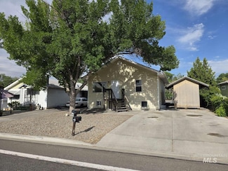 272 Harrison St, Twin Falls, ID 83301