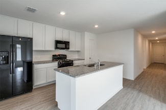 723 Ponderosa Ln, Princeton, TX 75407