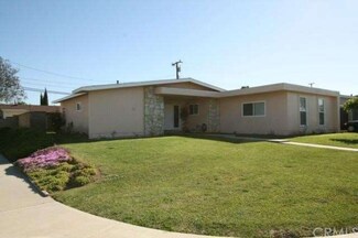 1824 Lark Ellen Dr, Fullerton, CA 92835