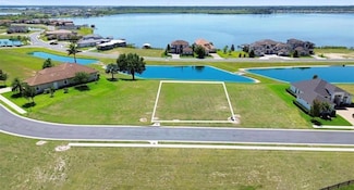 808 Waterfern Trail Dr, Auburndale, FL 33823