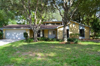 1649 Landing Ln, Neptune Beach, FL 32266