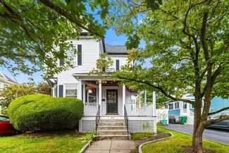 26 Farragut Ave, Medford, MA 02155