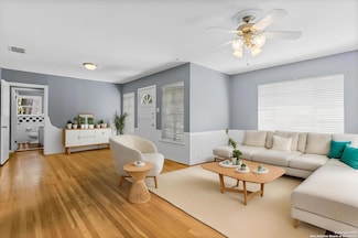 111 Blue Bonnet Blvd, San Antonio, TX 78209