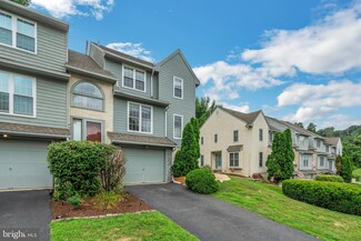 142 Knollwood Ct, Aston, PA 19014