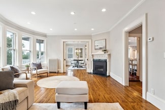140 Elmwood Rd, Swampscott, MA 01907