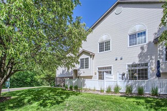 8407 Cortland Rd, Eden Prairie, MN 55344