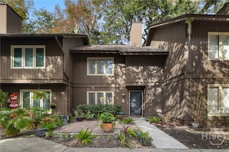 71 Brown Pelican Dr, Savannah, GA 31419