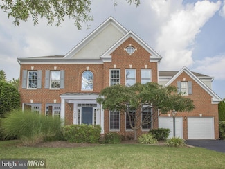 13909 Willow Tree Dr, Rockville, MD 20850