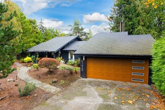 11 Navigator Ln, Port Ludlow, WA 98365