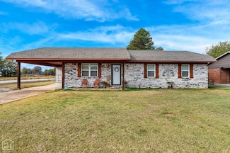 110 Rickey St, Tuckerman, AR 72473