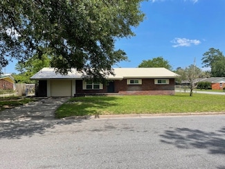 3204 Dogwood Ave, Brunswick, GA 31520