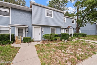 1852 Willowwood Dr, Jacksonville, FL 32225