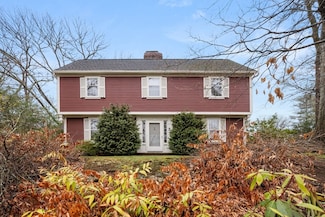 35 Old Colony Rd, Wellesley Hills, MA 02481