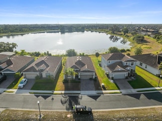 2157 Lake Side Ave, Davenport, FL 33837