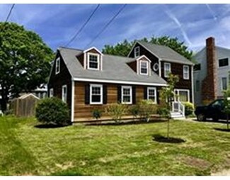 19 Packard Ave, Hull, MA 02045