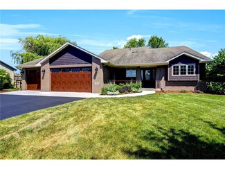 12928 295th St, Lindstrom, MN 55045