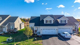 16 Chip Shot Way, Mechanicville, NY 12118