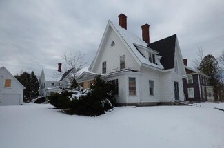 23 High St, Old Town, ME 04468
