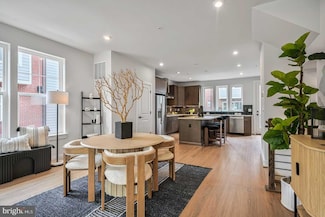 458 Altezza Dr NE, Washington, DC 20017
