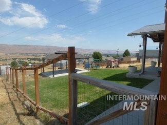 2710 Scenic Hills Dr, Clarkston, WA 99403